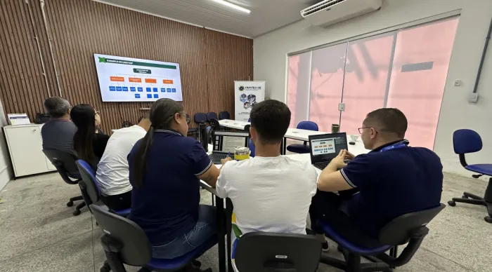 Reunião conduzida pela equipe técnica reuniu mais de 60 empreendedores // Fotos: Ascom Fapitec