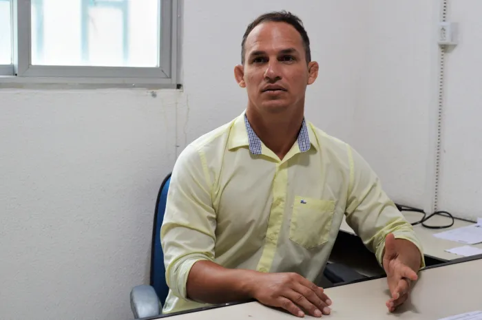 Ewerton Carnaúba destaca a importância do acompanhamento e do respeito aos limites do corpo - Carla Cleto / Ascom Sesau