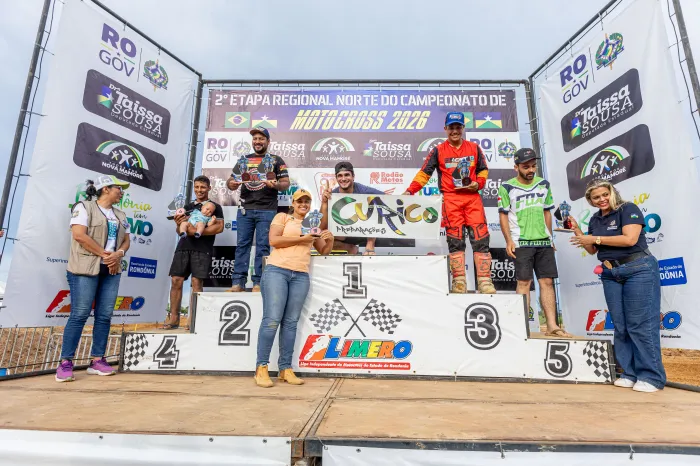  Deputada estadual Dra. Taíssa (Podemos) na 2ª etapa do Campeonato Regional Norte de Motocross (Foto: Assessoria Parlamentar)