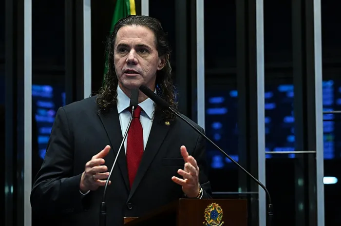 Veneziano agradece a Renan Filho pelo trabalho no Ministério dos Transportes