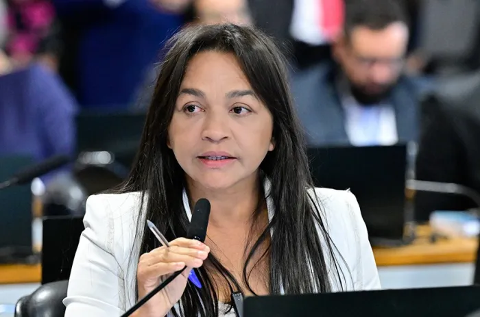 Eliziane Gama, que defende a aprovação da proposta, vai atualizar seu relatório com emendas dos senadores - Foto: Geraldo Magela/Agência Senado