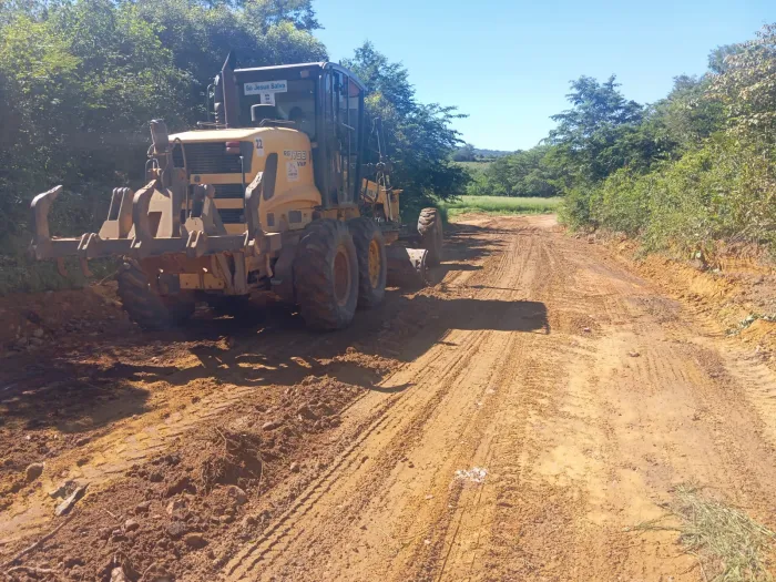 SMDR realiza manutenção de estradas da Zona Rural de Vitória da Conquista após período de chuvas