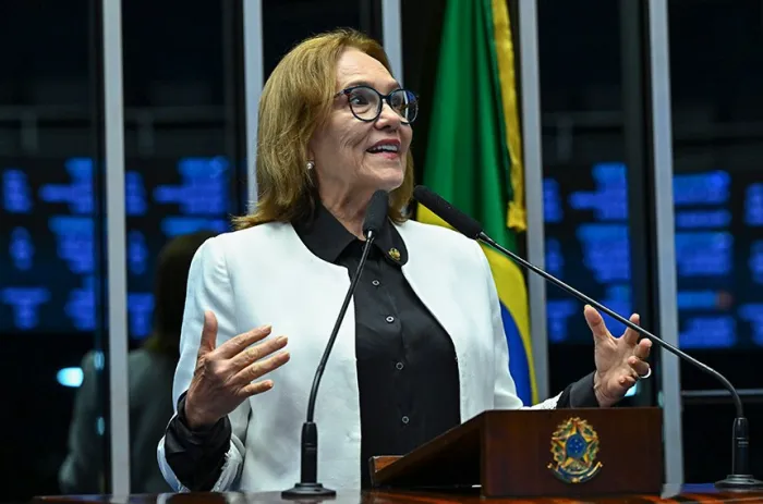 Zenaide Maia celebra artesanato e destaca trabalho das bordadeiras potiguares