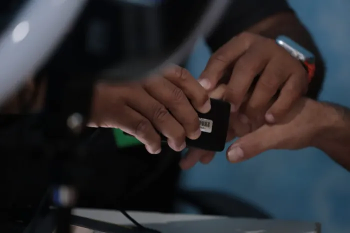 Ação atendeu 264 internos com emissão e regularização de títulos, fortalecendo o acesso à cidadania no sistema prisional