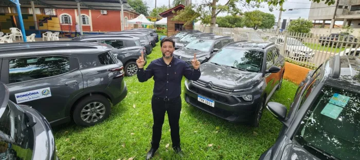  Parlamentar destinou recurso de aproximadamente R$ 4.3 milhões para aquisição dos veículos (Foto: Assessoria parlamentar)