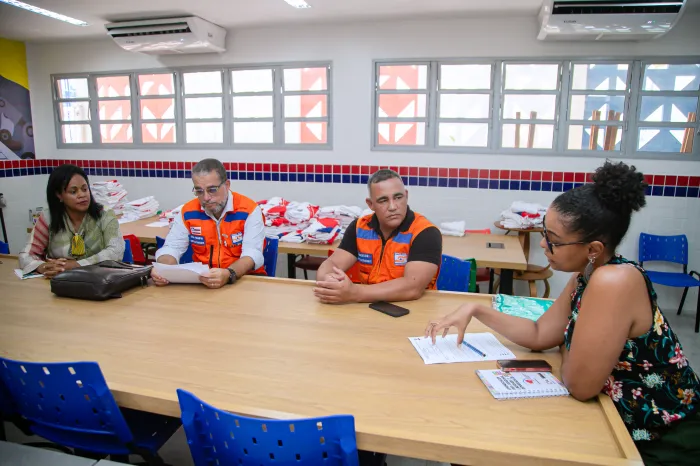 Reunião trata de ações estratégicas para fortalecer o desenvolvimento escolar e social dos estudantes
