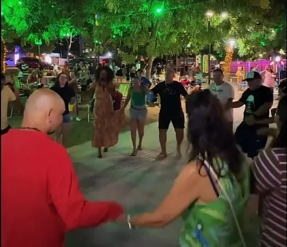 ‘Poesia no Parque’ celebra o Mês da Mulher com sarau especial no Parque das Três Ruas