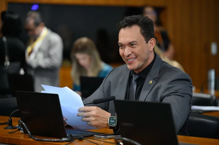 Aprovado na CAS na forma de um substitutivo de Styvenson Valentim, o PL 1.675/2023 passará por nova votação - Foto: Andressa Anholete/Agência Senado