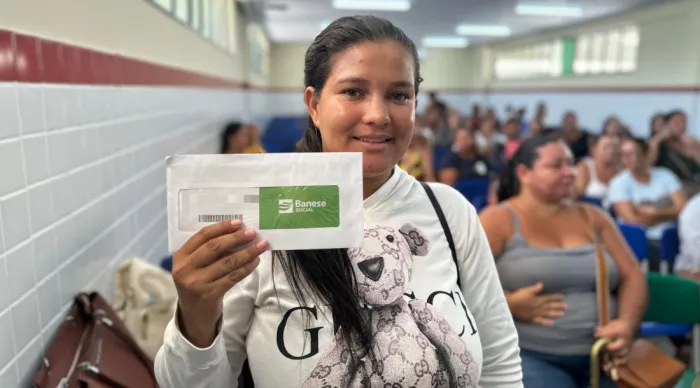 Governo de Sergipe entrega mais de 400 cartões do CMais em Poço Redondo e fortalece proteção social no município