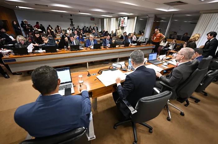 Reunião da CPI do Crime Organizado, no último dia 18 de março - Foto: Edilson Rodrigues/Agência Senado