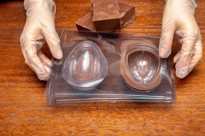 O objetivo do curso é capacitar o aluno, de forma rápida e prática, no domínio das técnicas fundamentais de confeitaria para a produção Foto: Divulgação/Governo de SP