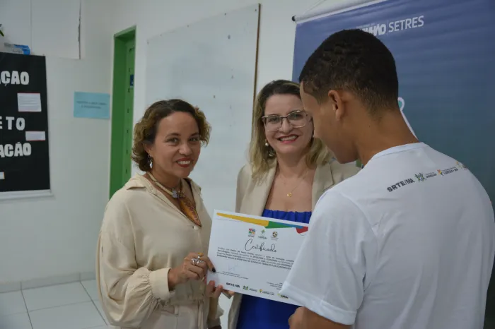 Projeto SuperAção certifica adolescentes e jovens de três Centros Socioeducativos da Funac