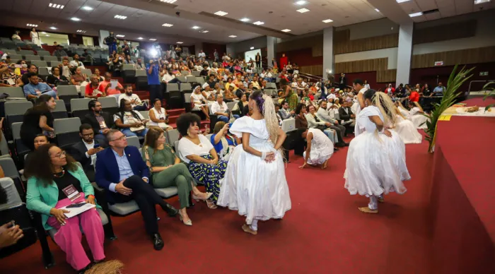 Governo reforça compromisso com a igualdade racial com ações permanentes de enfrentamento à discriminação