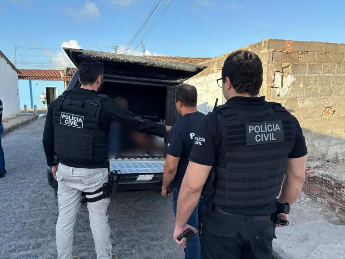 Polícia Civil deflagra Operação Campo Limpo contra facção criminosa