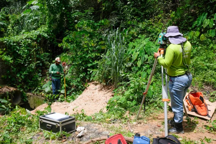Sevop/Defesa Civil: Vistoria técnica aponta impactos de obra no Aeroporto e Prefeitura intensifica ações de apoio à comunidade no Bairro Amapá