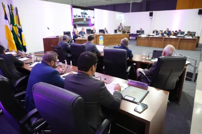 Câmara aprova projeto que amplia atuação das farmácias de manipulação em Dourados