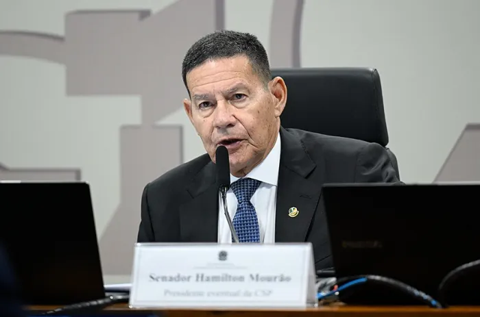 O senador Hamilton Mourão presidiu a reunião - Foto: Andressa Anholete/Agência Senado