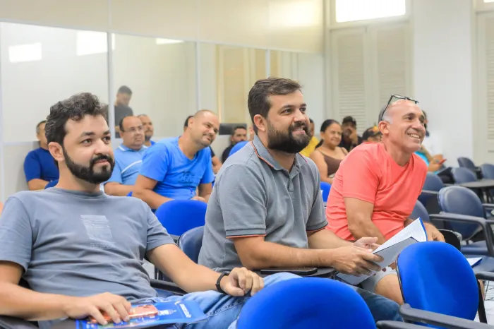 Seplag leiloa mais de 200 lotes de bens móveis do Governo do Estado
