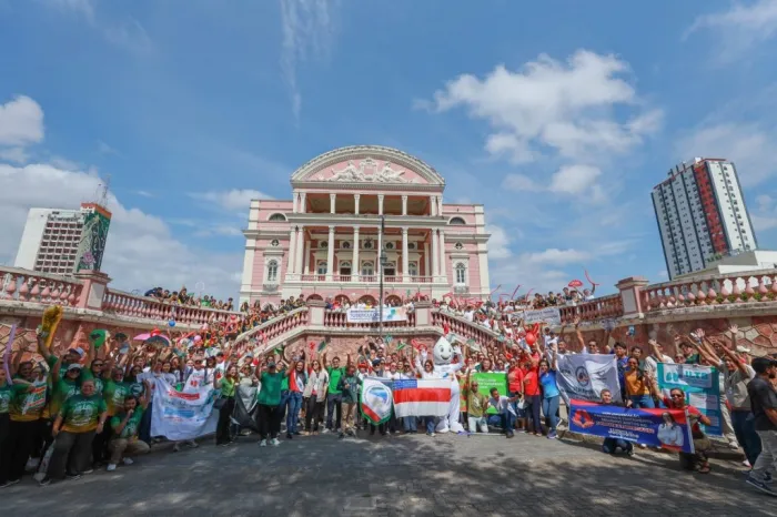 Governo do Amazonas promove caminhada de conscientização e enfrentamento à tuberculose, no Centro de Manaus