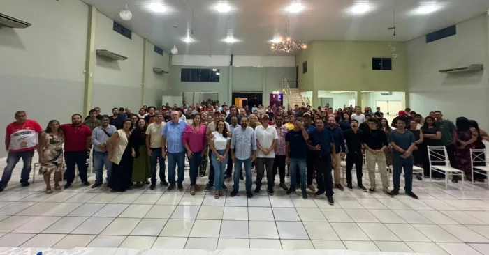 Encontro com apoiadores e familiares (Foto: Assessoria Parlamentar)