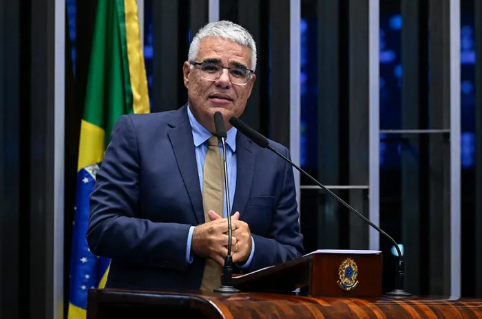 O senador Eduardo Girão discursa no Plenário - Foto: Carlos Moura/Agência Senado