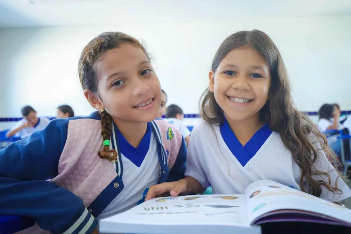 Alagoas atinge a marca histórica de 64% de crianças alfabetizadas e ultrapassa a meta para 2026