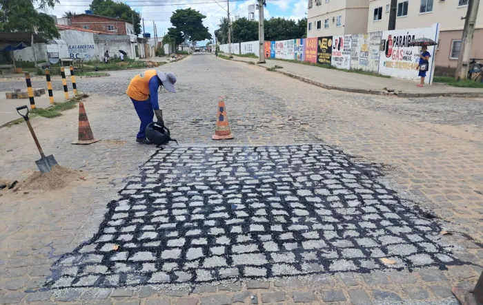 Equipes da Seinfra vão atuar em mais de 30 bairros de João Pessoa nesta terça-feira