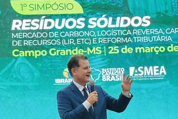 Renato Câmara defende políticas públicas em simpósio sobre resíduos