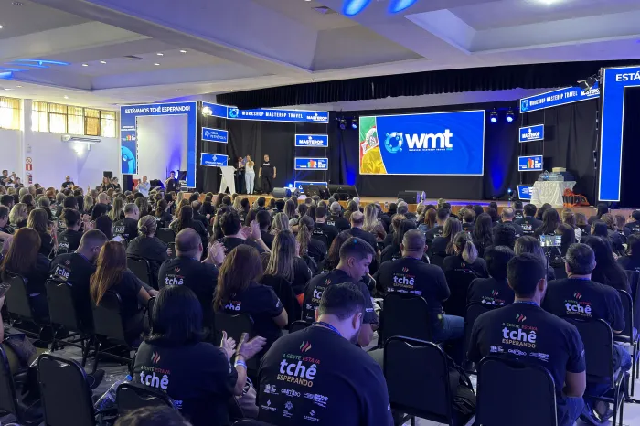 Em Gramado, 600 profissionais do turismo conhecem atrações e destinos do Paraná