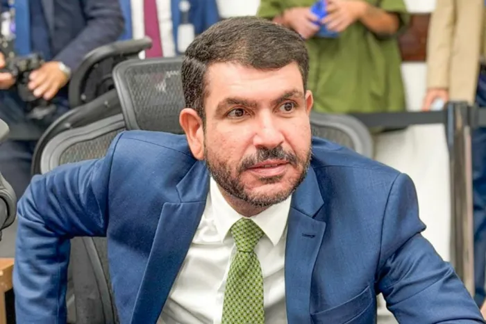 Jamilson Name trabalha por Fátima do Sul e cobra reforma de laboratório