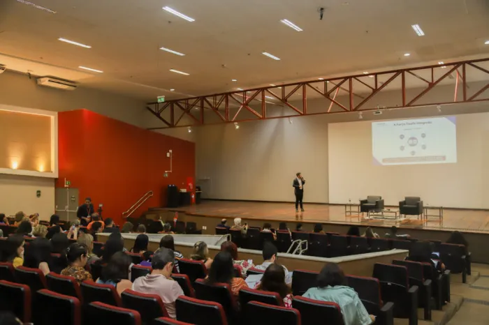 Apevisa promove oficina para avaliar fiscalizações em serviços de estética