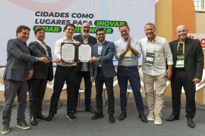 Tecpar e Curitiba firmam parceria para uso de resíduos com novas tecnologias