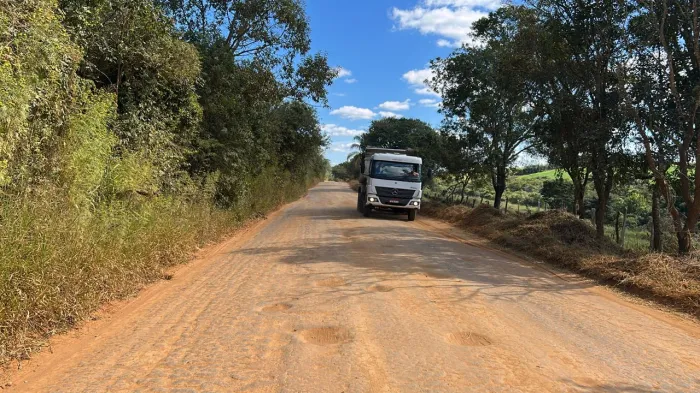 Governo de Minas abre licitação para pavimentar a MG-338 entre Ibertioga e Piedade do Rio Grande
