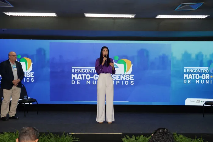 Encontro debate fortalecimento de políticas públicas para A assistência social