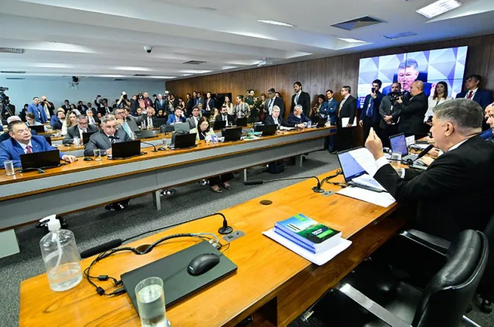 Ainda sem definição quanto à prorrogação dos trabalhos, a CPMI do INSS votou requerimentos pela manhã - Foto: Geraldo Magela/Agência Senado
