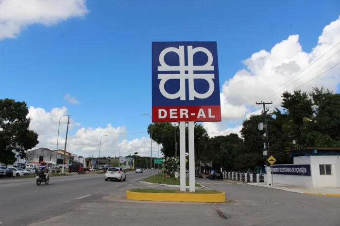 1º concurso da história do DER tem vagas para engenheiro civil com salário de R$ 8,4 mil