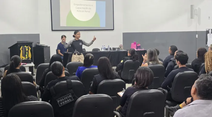 Primeira instrutora da Força Penal Nacional lidera capacitação para policiais penais em Sergipe : Fotos Ascom/ Sejuc