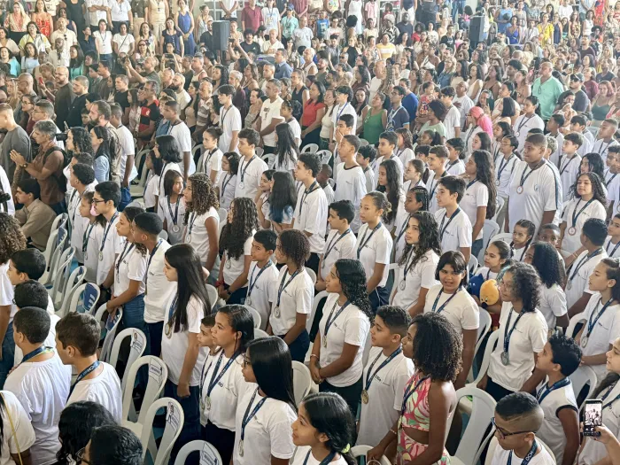 Vencedores da Olimpíada Carioca de Matemática recebem medalhas da edição de 2025