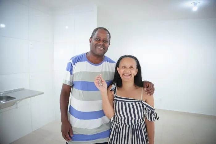 Governo de SP entrega chaves da casa própria a mais de 350 famílias no Capão Redondo