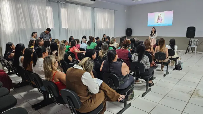 Mês da Mulher: Diretoria de Atenção Básica homenageia gerentes e coordenadoras do setor
