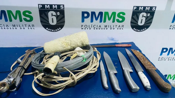 Polícia Militar conduz autor por furto em residência e cumpre mandado de prisão em Corumbá