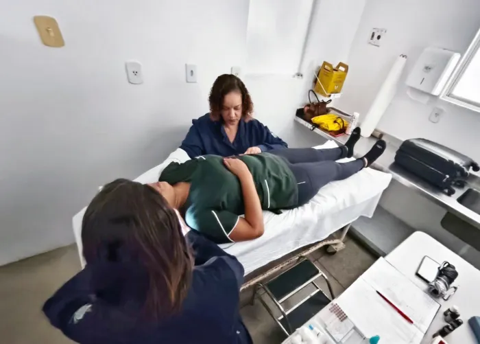 Hospital Helvio Auto amplia cuidado com trabalhadores ao celebrar um ano de práticas integrativas