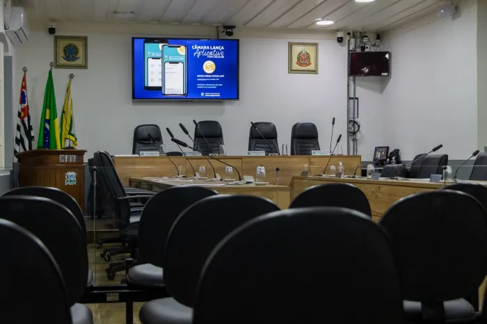 Câmara de São Sebastião realiza 9ª sessão ordinária com pauta voltada à infraestrutura, educação e mobilidade