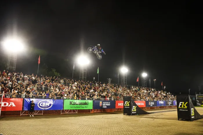 Victor Silva / Arena Freestyle