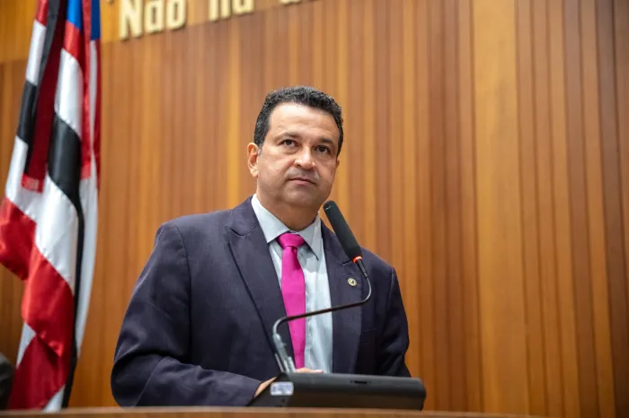 Adelmo Soares anuncia ação social voltada à oferta de cursos para mulheres em Caxias