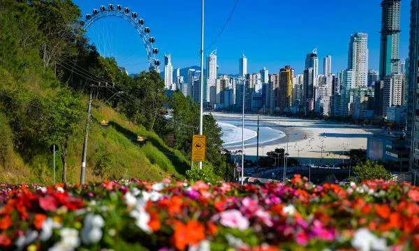 Balneário Camboriú recebe mais de 6 milhões de reais em investimentos para expansão da rede de gás natural em 2026