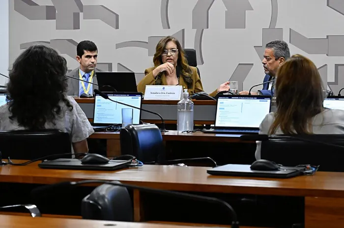 Dra. Eudócia na presidência dos trabalhos da subcomissão - Foto: Waldemir Barreto/Agência Senado
