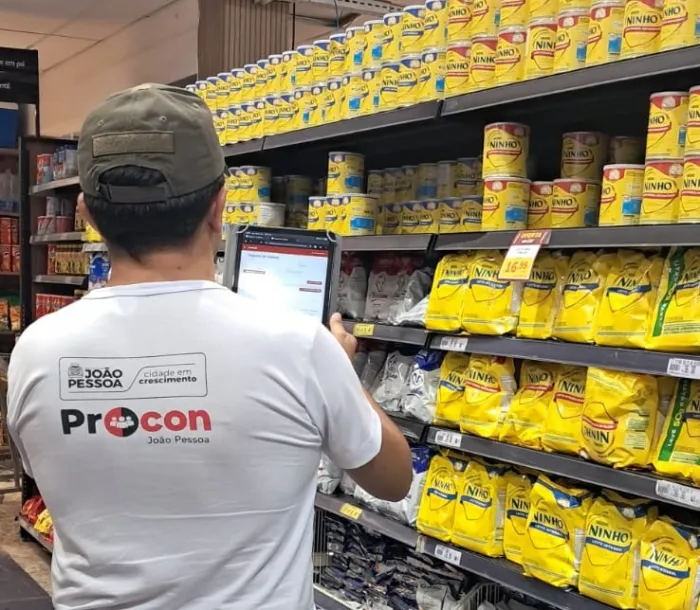 Pesquisa para alimentos da cesta básica registra diferença de mais de R$ 12 no preço do leite