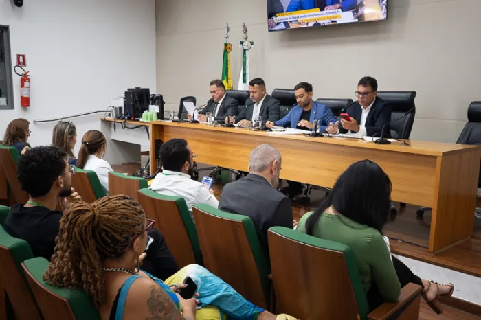 Comissão de Direitos Humanos aprova multa para casos de abandono