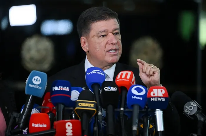 Viana disse que se tornou alvo de perseguição política em razão da atuação do colegiado - Foto: Ton Molina/Agência Senado